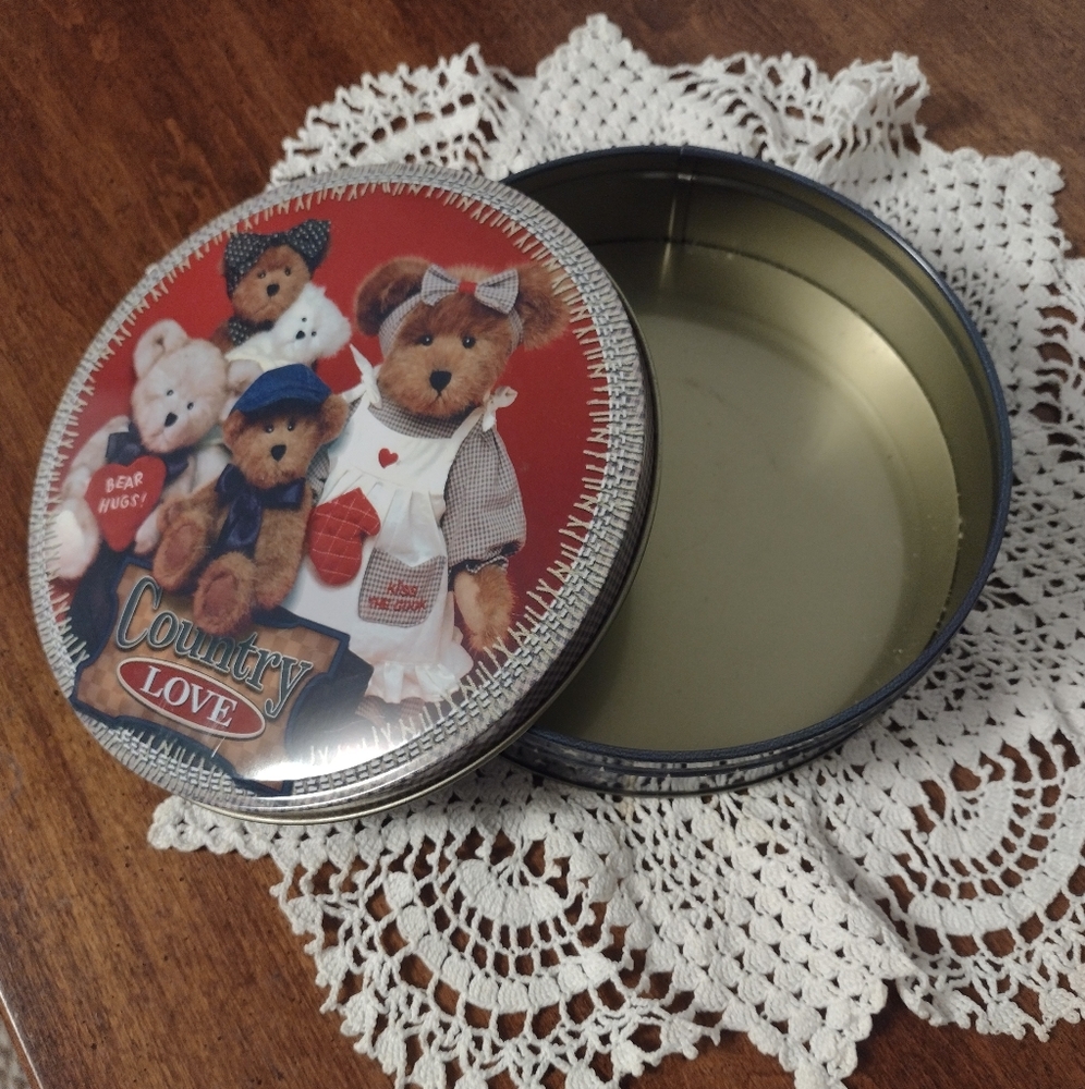 Boyds Bear Vintage Country Love Tin Box